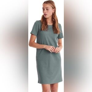 Ichi Kate Spot Polka Dot Short Sleeve Shift Dress, size M